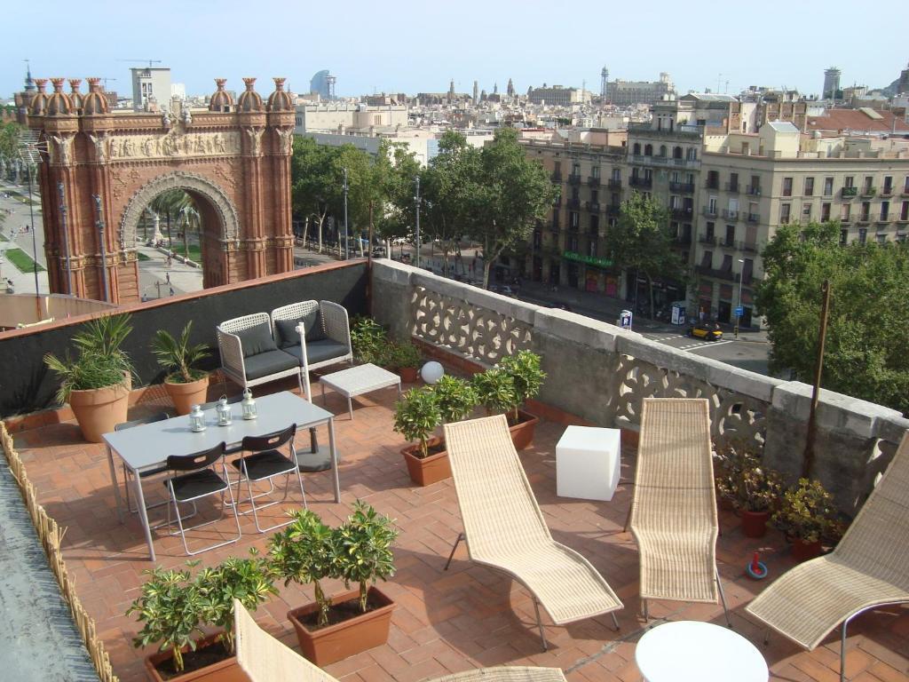 My Space Barcelona Pool City Center Exterior foto